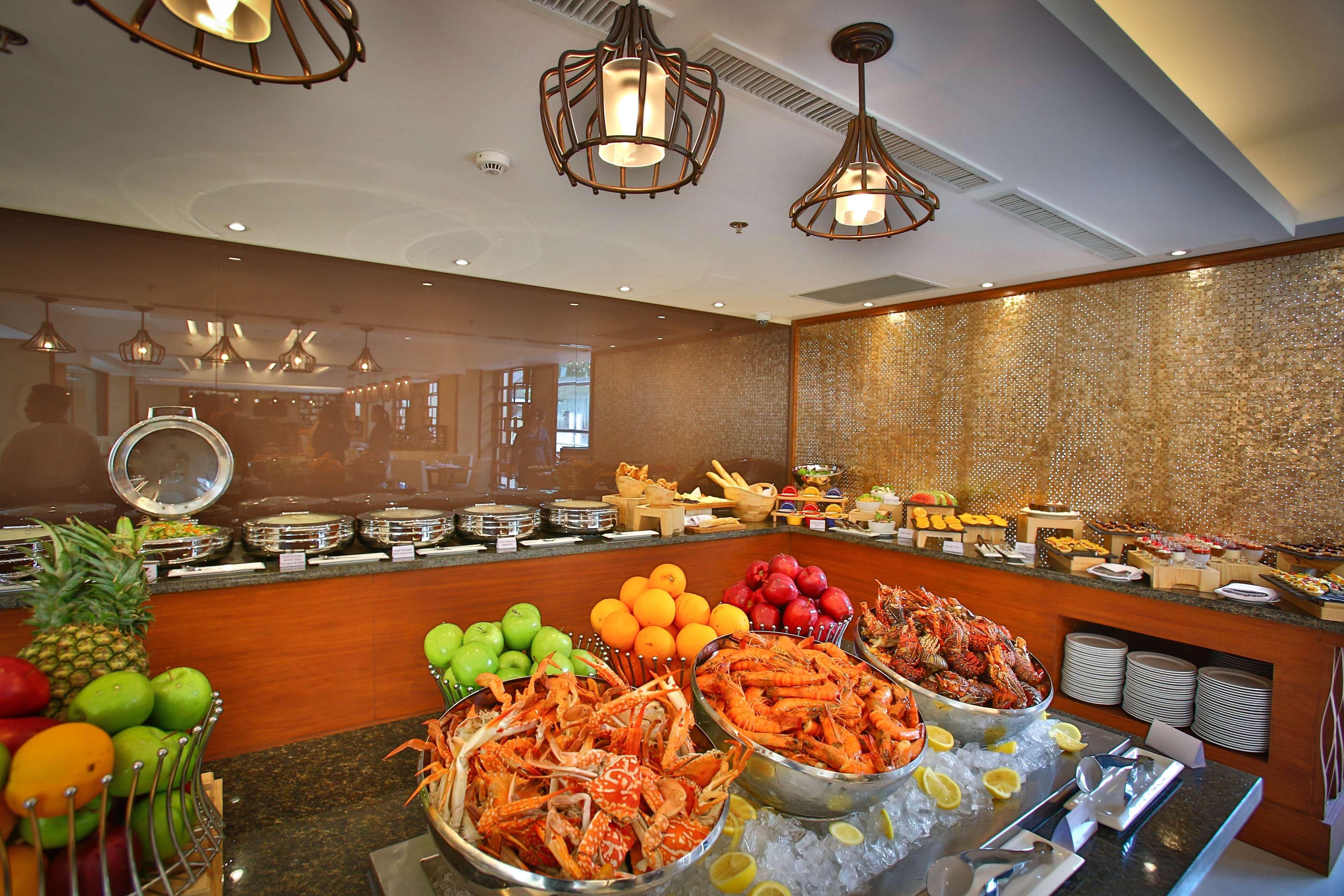 Best Western Plus The Ivywall Hotel - Palawan Puerto Princesa Екстериор снимка