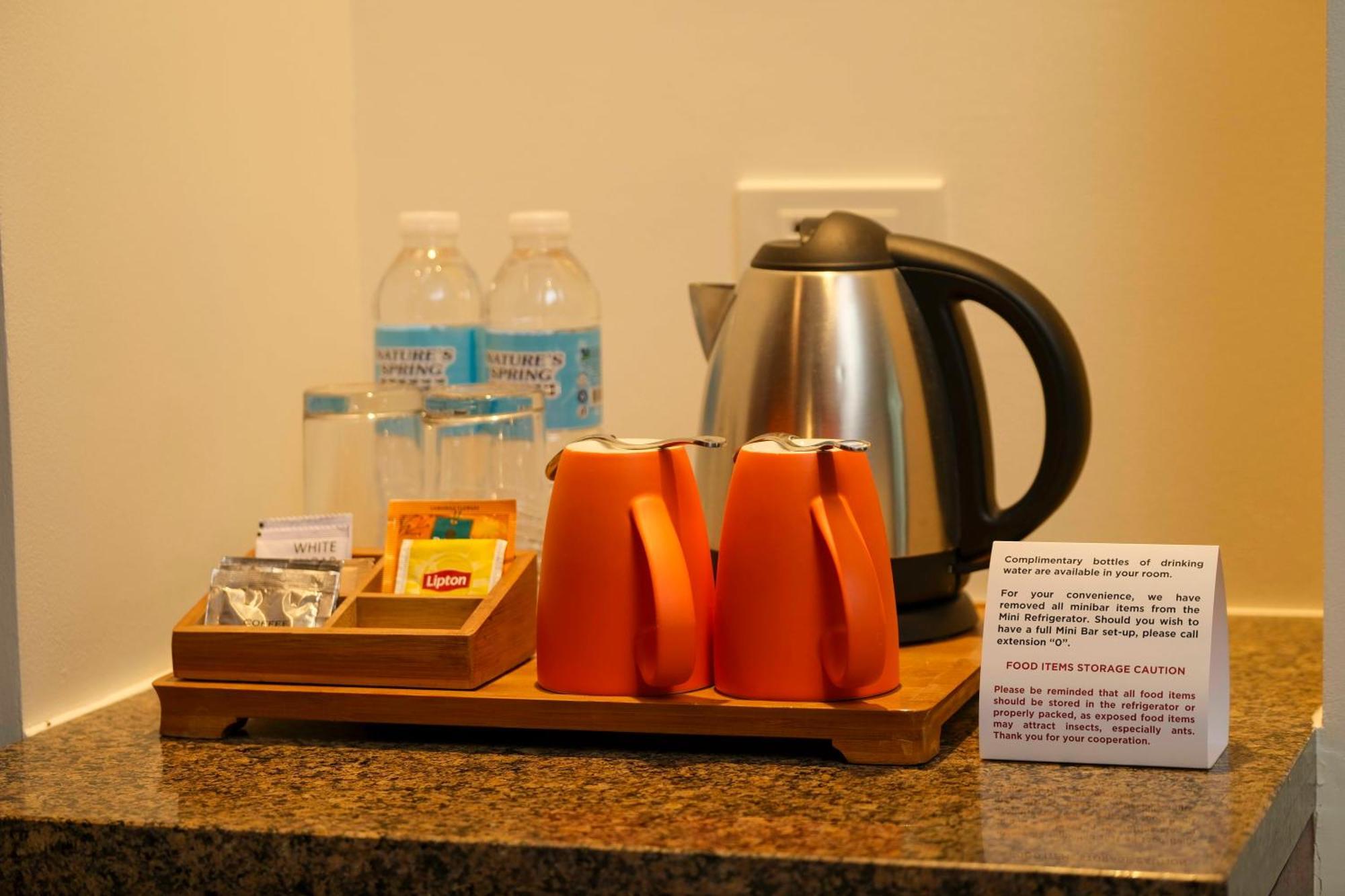 Best Western Plus The Ivywall Hotel - Palawan Puerto Princesa Екстериор снимка