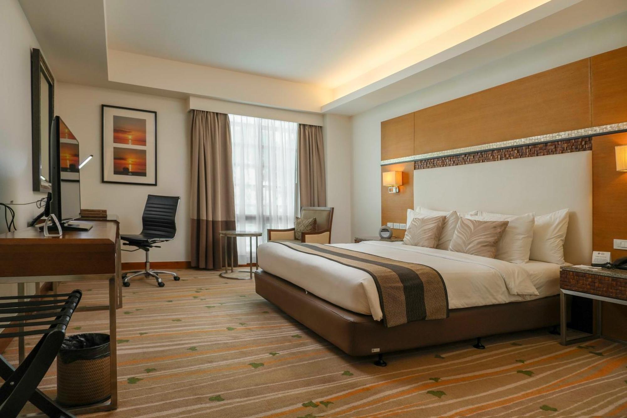 Best Western Plus The Ivywall Hotel - Palawan Puerto Princesa Екстериор снимка